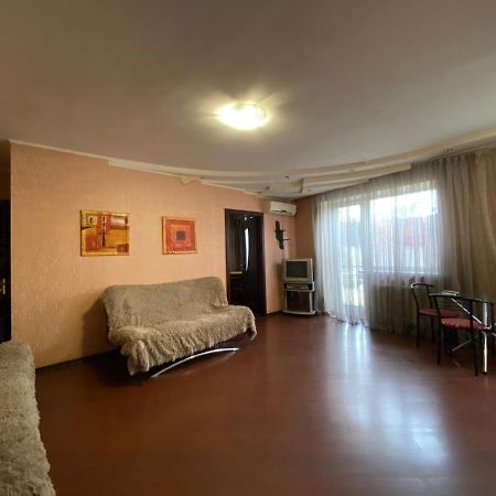 2-Bedroom Apartment Most City Center Area Dnipro Eksteriør bilde